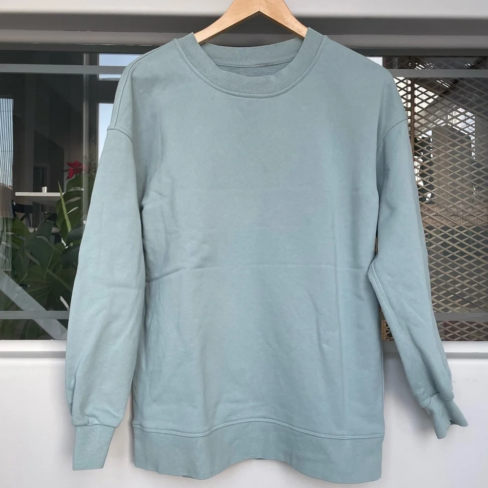 SOLD LULULEMON Perfectly Oversized Crew Blue Cast Size 2/4 - Picture 3 of 7